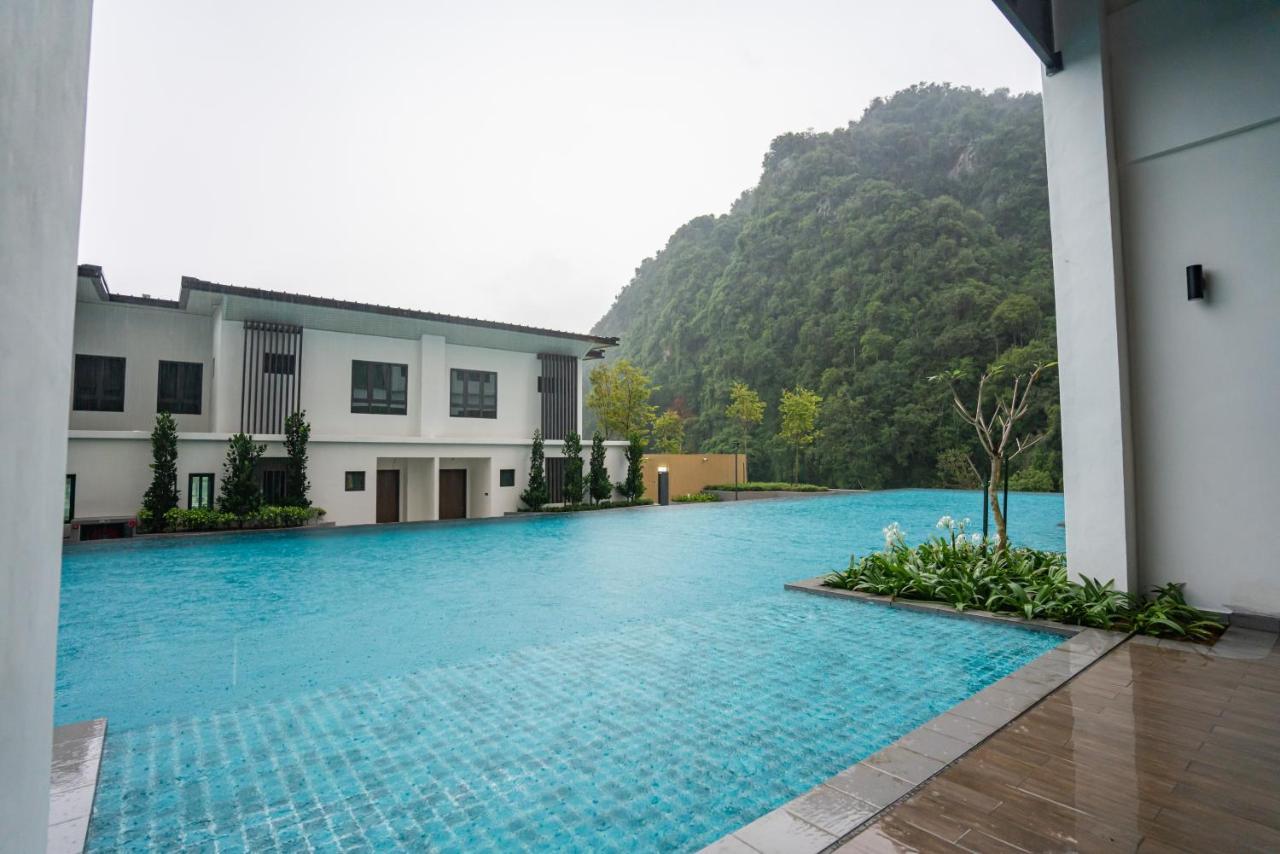 Tambun Lost World Sunway Onsen Luna 2r2b 8paxs Apartment *